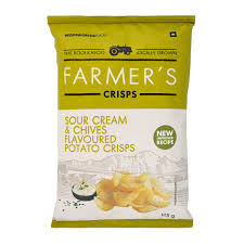 WOOLWORTHS FARMER CRISPS SOUR CREAM CHILLI 125G